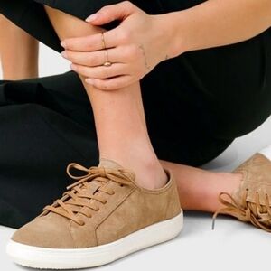 Portland Leather Patina Women's 10.5/40.5 Tan Suede Low Top Street Sneaker